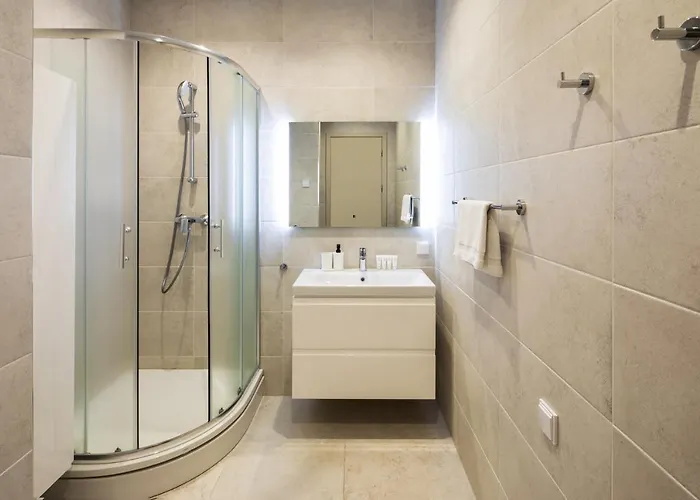 Riverside Design With Underground Private Parking Dzīvoklis