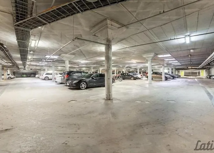 Daire Riverside Design With Underground Private Parking Riga