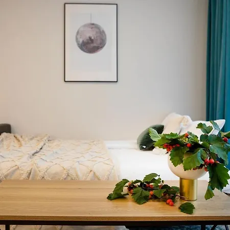 Riverside Design With Underground Private Parking Apartmán