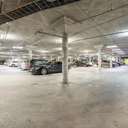 Апартаменты Riverside Design With Underground Private Parking Рига